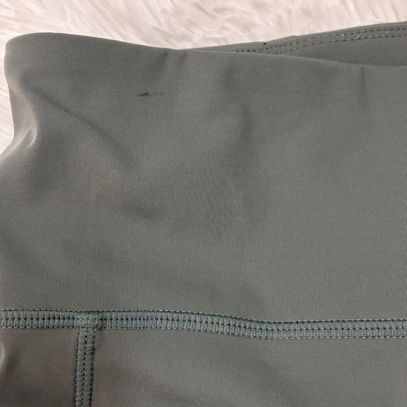 Vuori women Charcoal Leggings - Picture 10 of 10